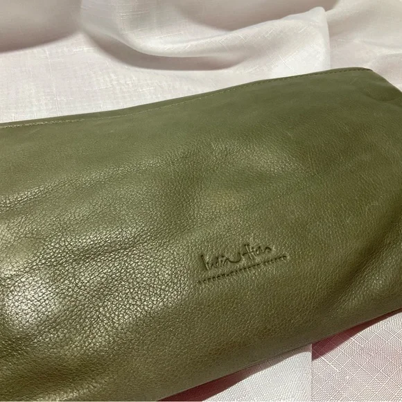 India Hicks Sage Leather Clutch with Tassel - Picture 4 of 5